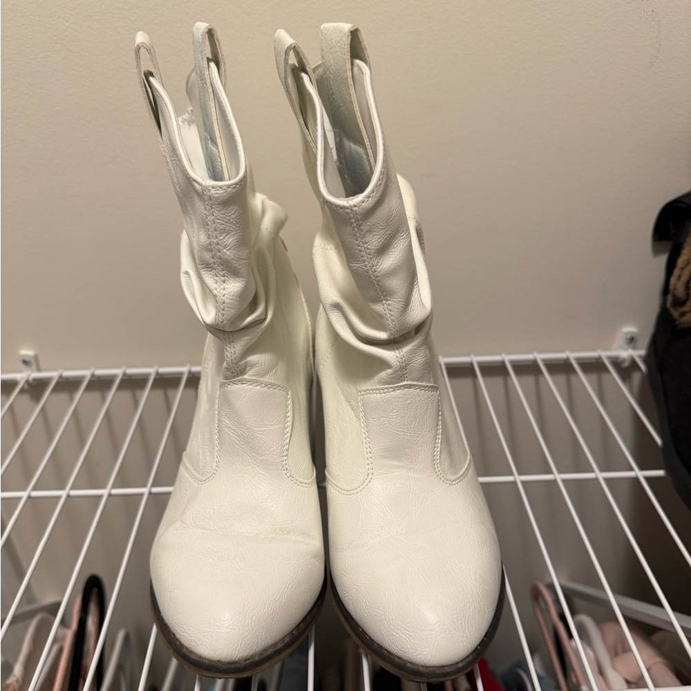 Stylish White Cowboy Boots